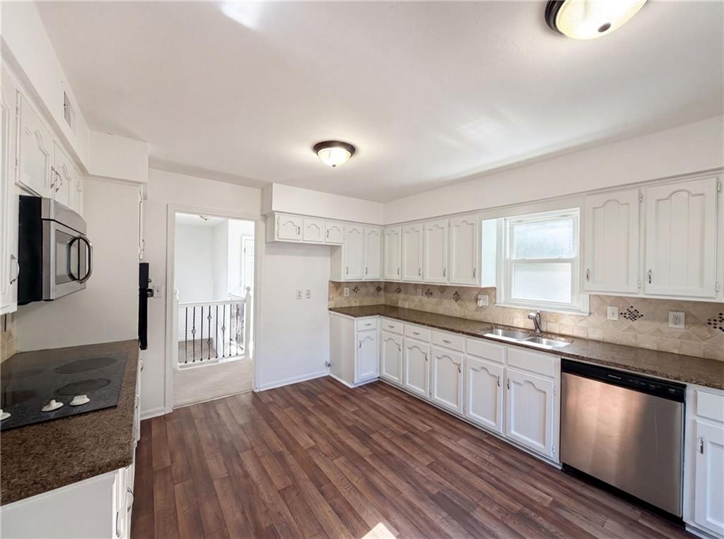 Photo of 205 Ist Street Terrace, Blue Springs, MO 64014 (MLS # 2627281)
