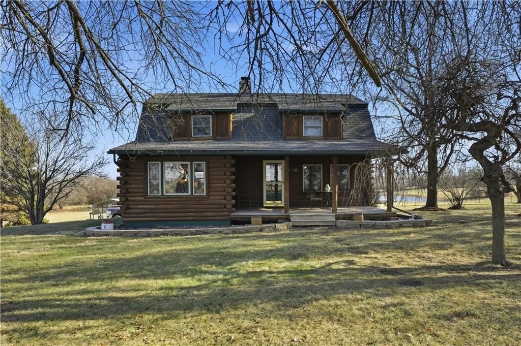 Photo of 12703 N Robinhood Lane, Kansas City, MO 64164 (MLS # 2592707)