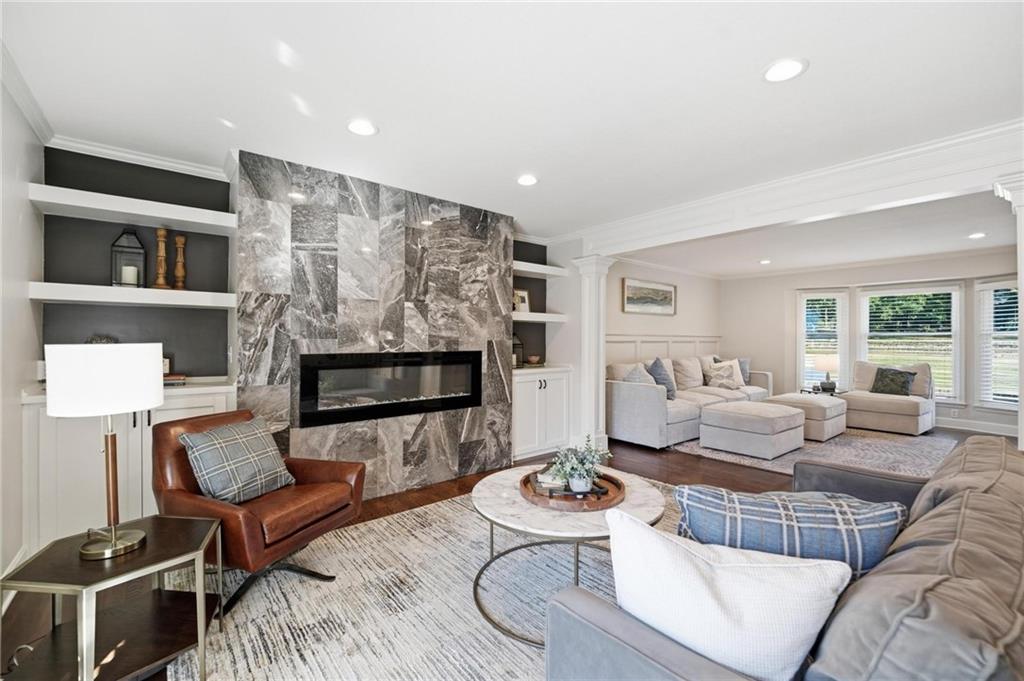 5305 W 83rd Street