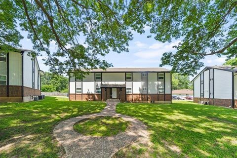 904 Twin Oaks Terrace Harrisonville MO 64701