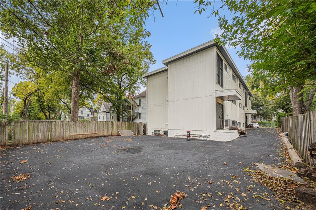 4103-4105 McGee Street