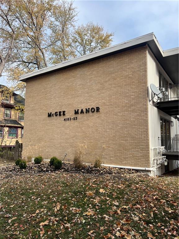 4103-4105 McGee Street