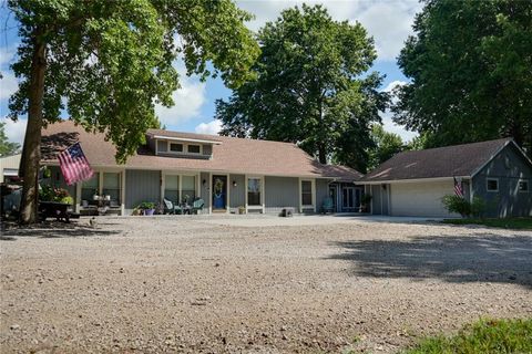 38202 E Old Pink Hill Road, Oak Grove, MO 64075 - #: 2594450