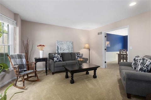 Tiny photo for 1533 Canterbury Lane, Liberty, MO 64068 (MLS # 2643047)