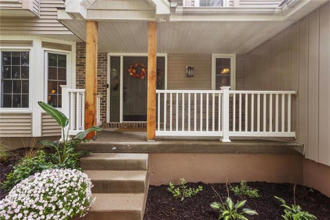 Tiny photo for 1533 Canterbury Lane, Liberty, MO 64068 (MLS # 2643047)
