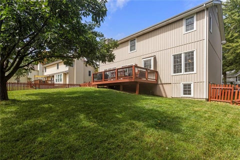 Tiny photo for 1533 Canterbury Lane, Liberty, MO 64068 (MLS # 2643047)