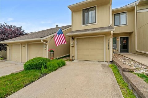 12427 Charlotte Street Kansas City MO 64146