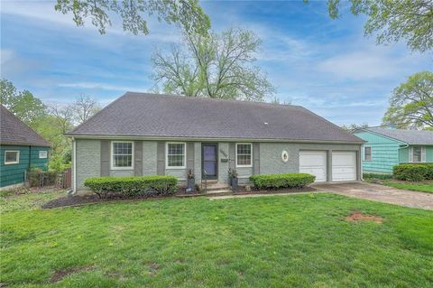 8920 Western Hills Drive, Kansas City, MO 64114 - MLS#: 2528786