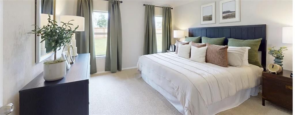 Photo of 504 Valley View Drive, Tonganoxie, KS 66086 (MLS # 2599163)