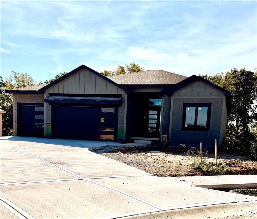 6026 Apache Drive