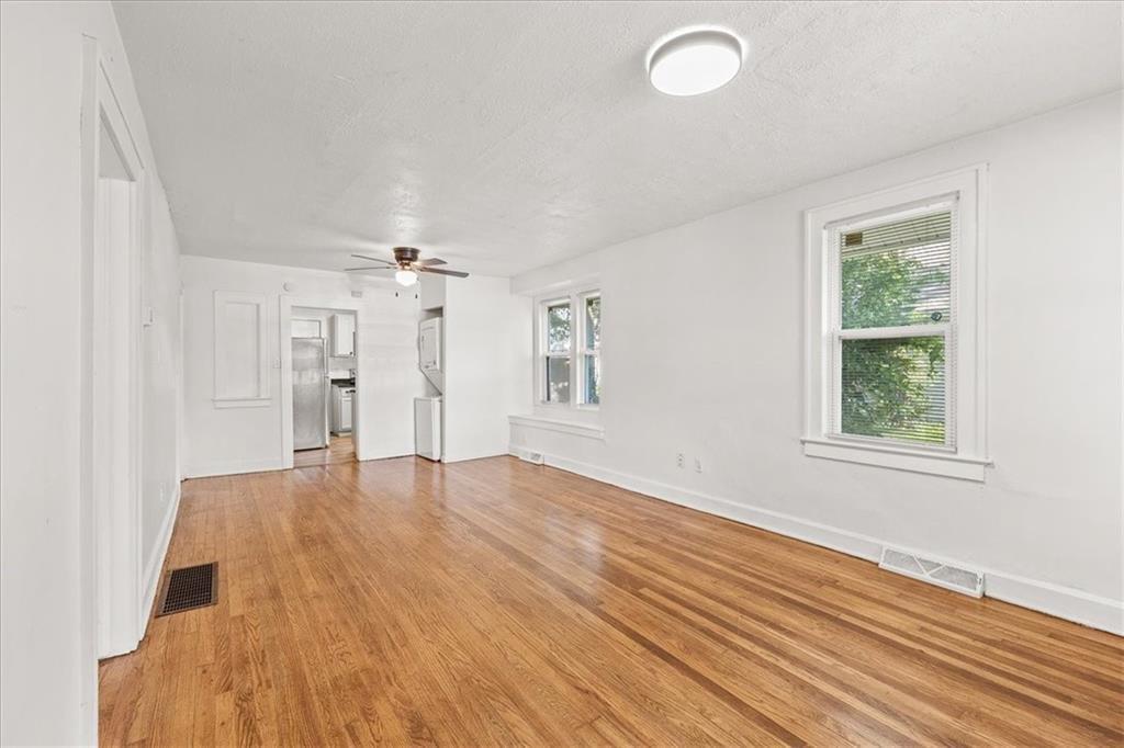 1116 S Woodland Avenue