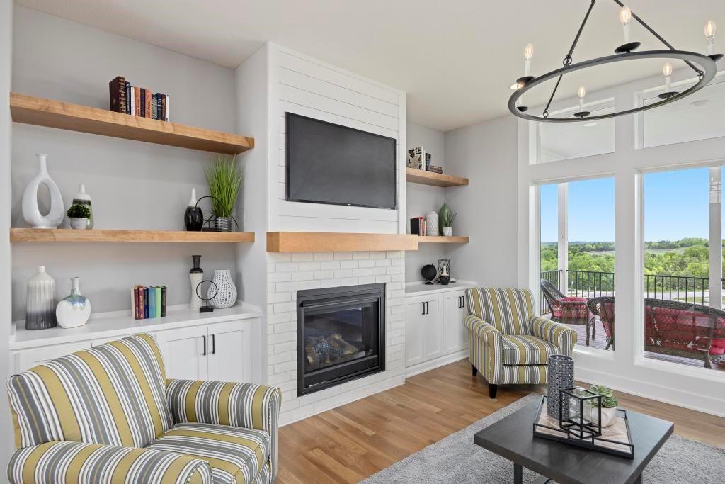 22112 W 80 Terrace