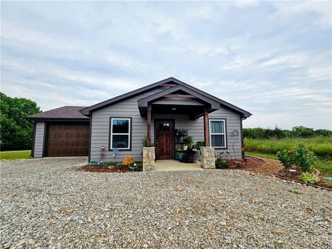 2 Illinois Drive, Linn Valley, KS 66040 - MLS#: 2574109
