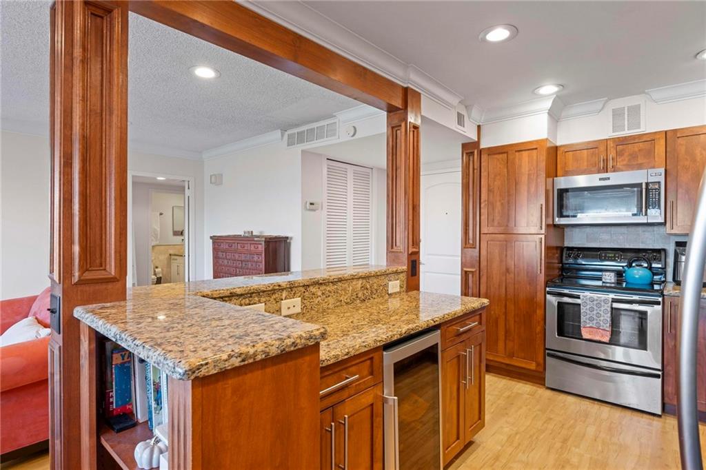 4545 Wornall Road 1200