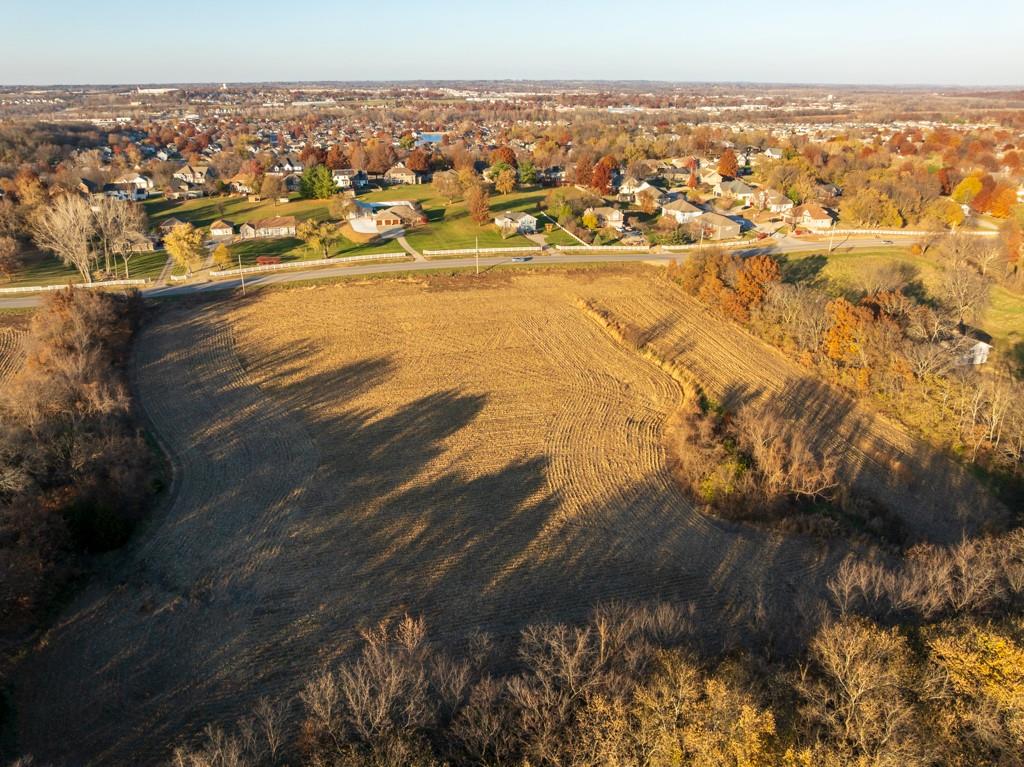 Tract 11 W Ryan Road