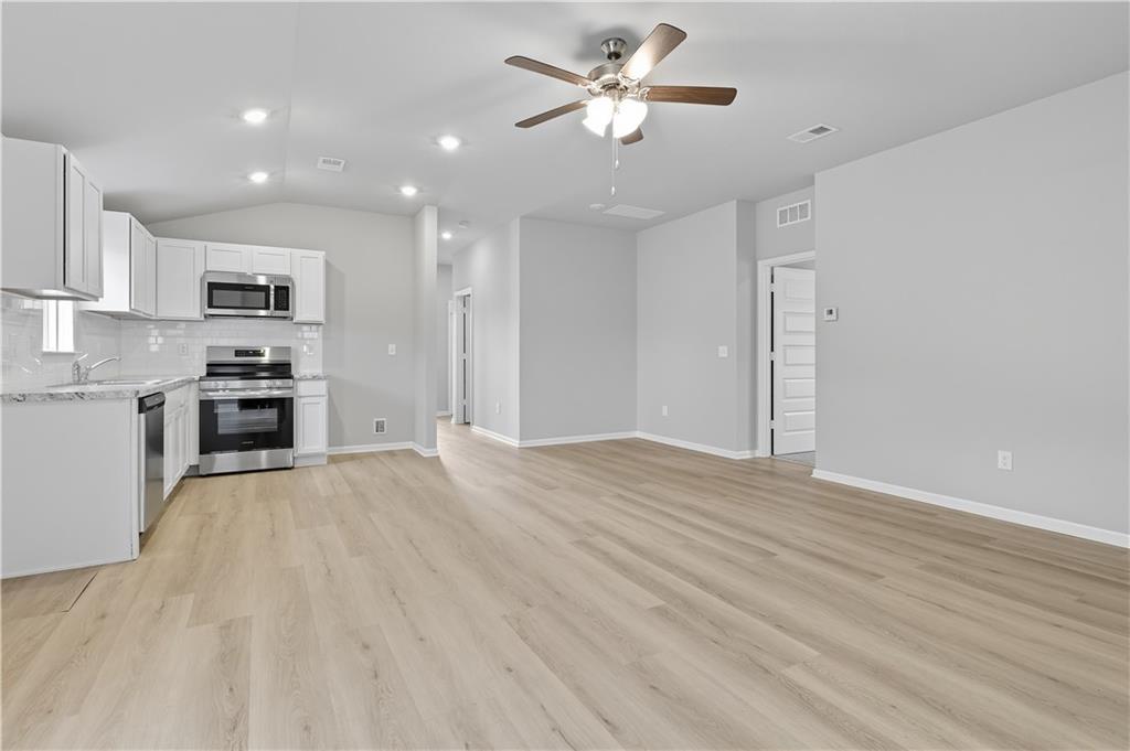 20368 W 194th Terrace