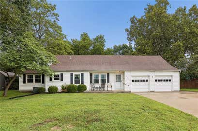 8236 Santa Fe Drive Overland Park KS 66204