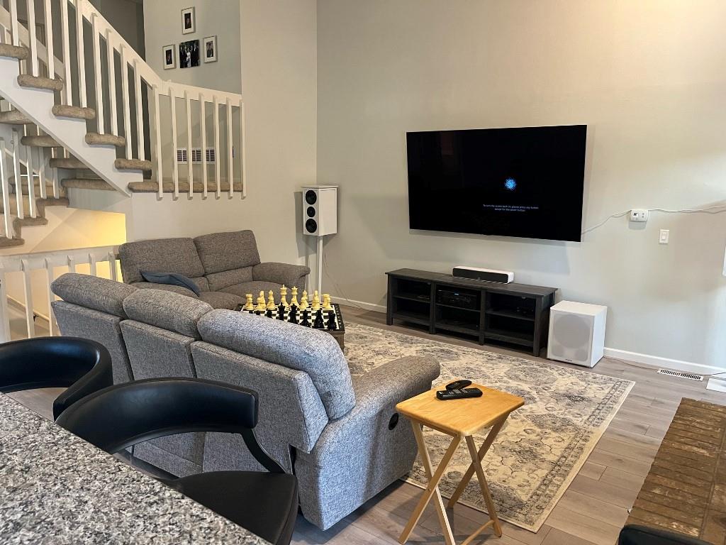 8545 Westgate Street