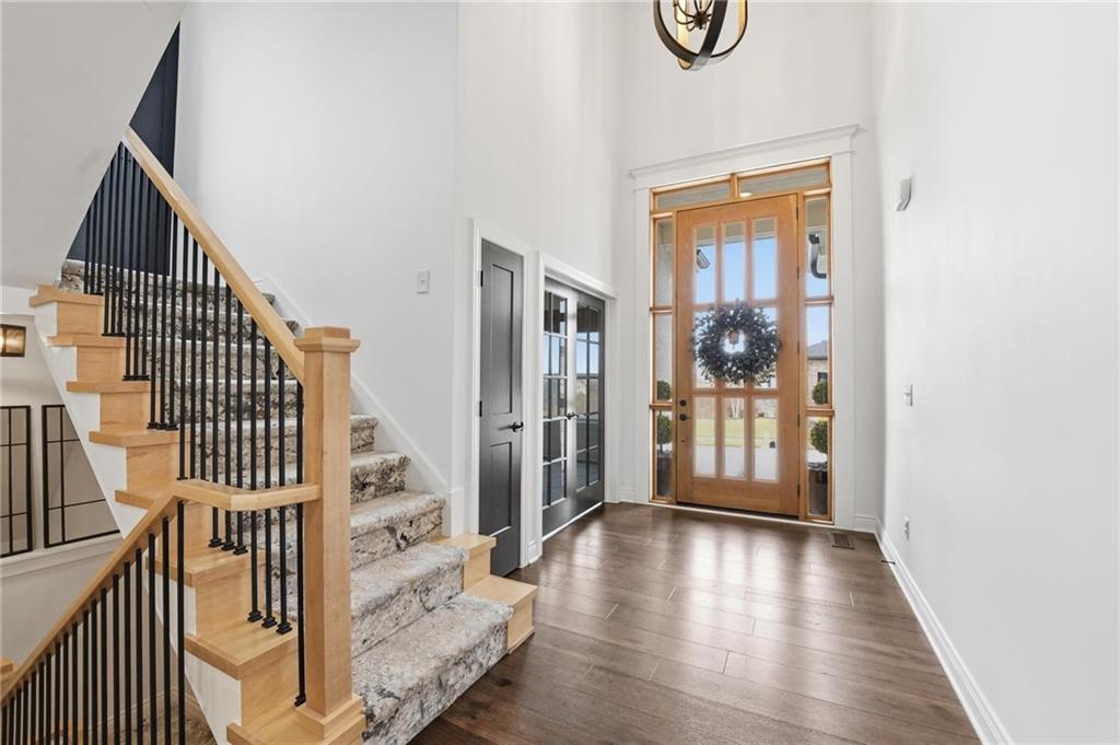 5852 S National Drive