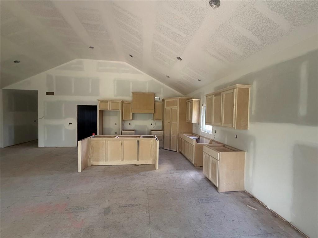 21503 Twin Oaks Parkway