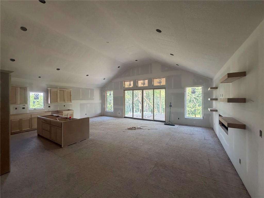 21503 Twin Oaks Parkway