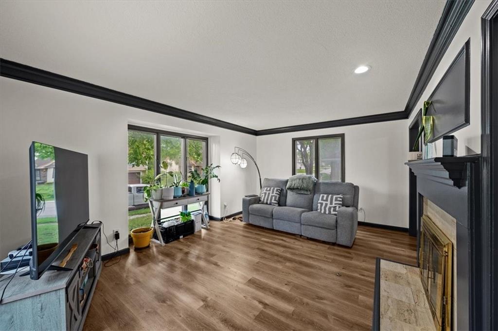 14609 Laquinta Drive