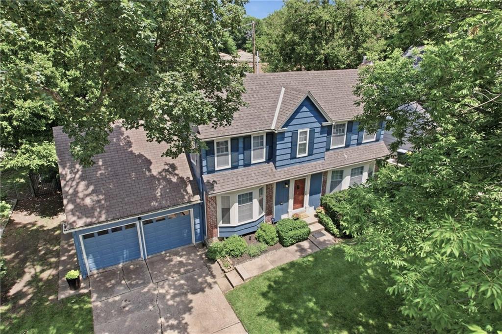 1204 W 69th Street