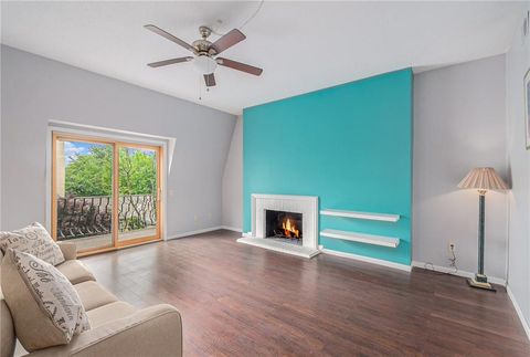 6724 W 109th Street F Overland Park KS 66211