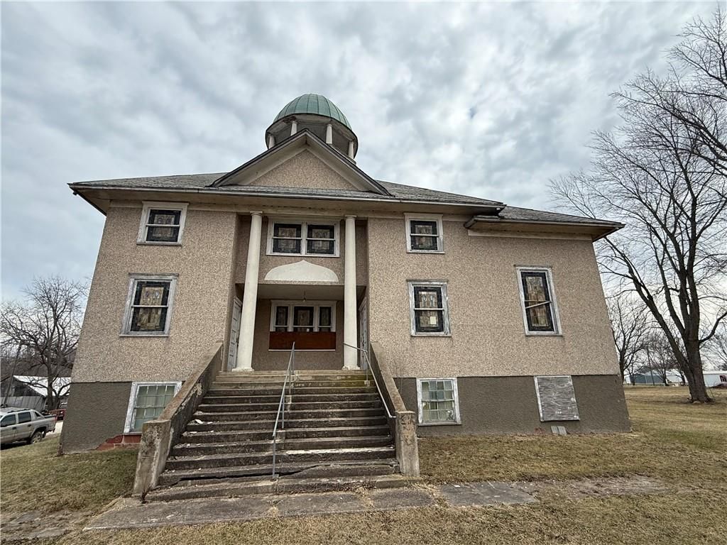 Photo of 601 6th Street, Blythedale, MO 64426 (MLS # 2598264)