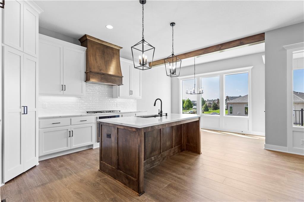 4830 NW Huonker Court