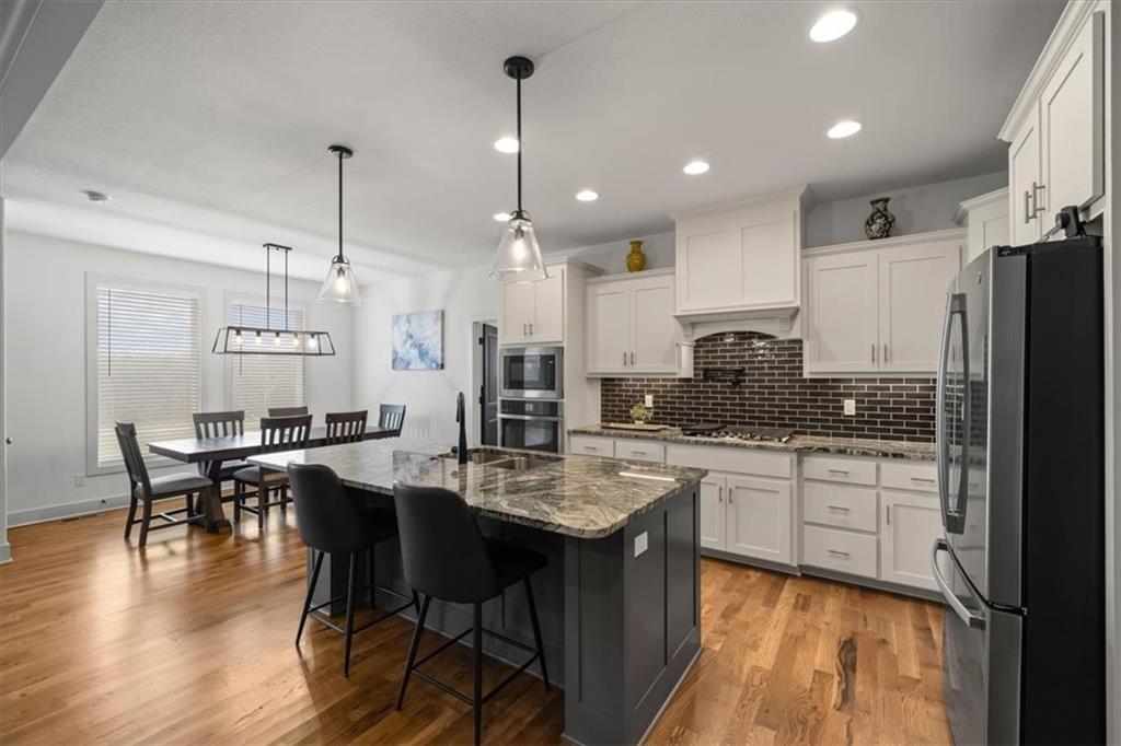 8808 N Clarion Avenue