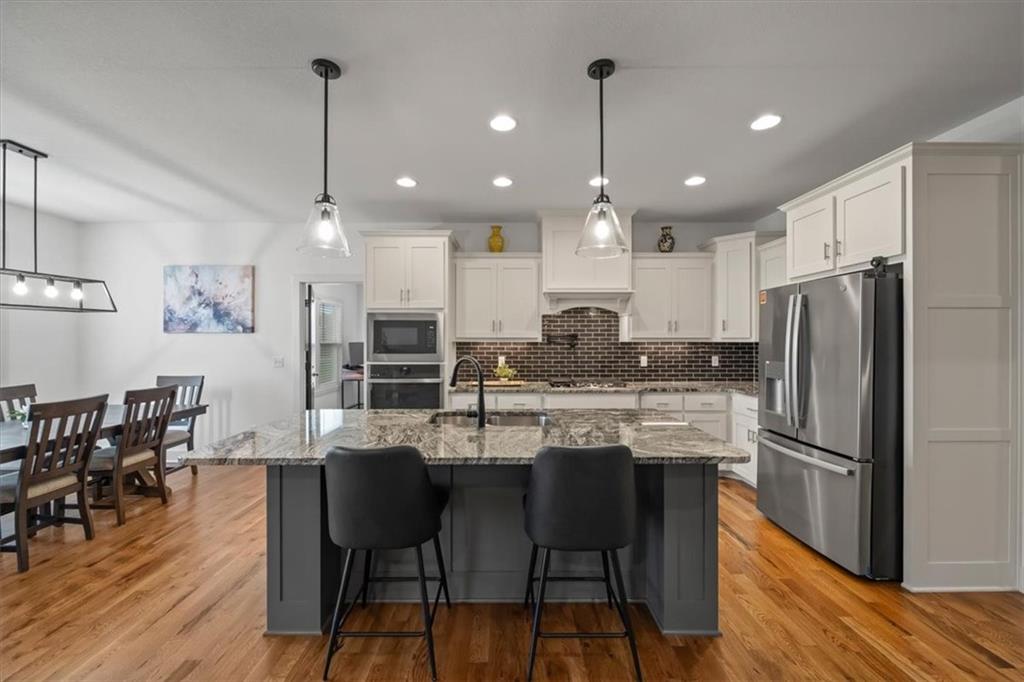 8808 N Clarion Avenue