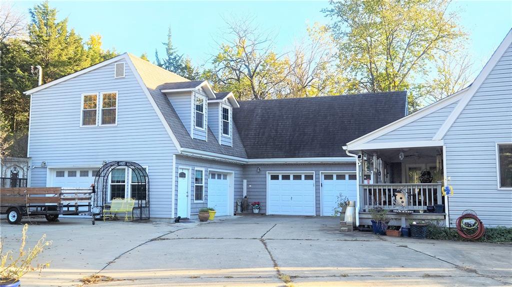 1040 S Wyckford Street