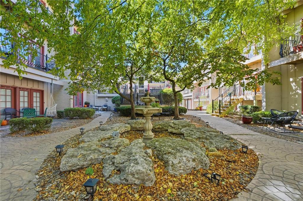 1111 W 46th Street 32