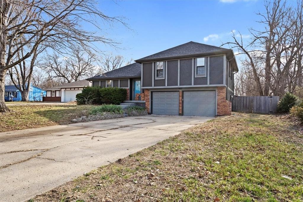 8401 STERLING Avenue