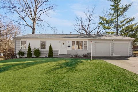 6215 Sterling Avenue, Raytown, MO 64133 - MLS#: 2603464