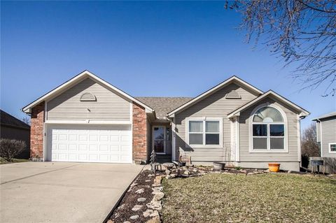 504 SW Bobcat Street, Oak Grove, MO 64075 - MLS#: 2603651