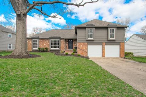 5606 W 86th Street, Overland Park, KS 66207 - #: 2479565