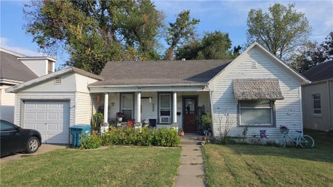 Photo of 124 Main Street, Osawatomie, KS 66064 (MLS # 2640995)