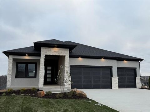 9027 Freedom Circle Lenexa KS 66227