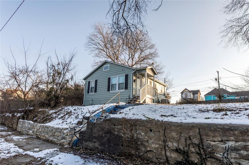 2409 Chestnut Avenue