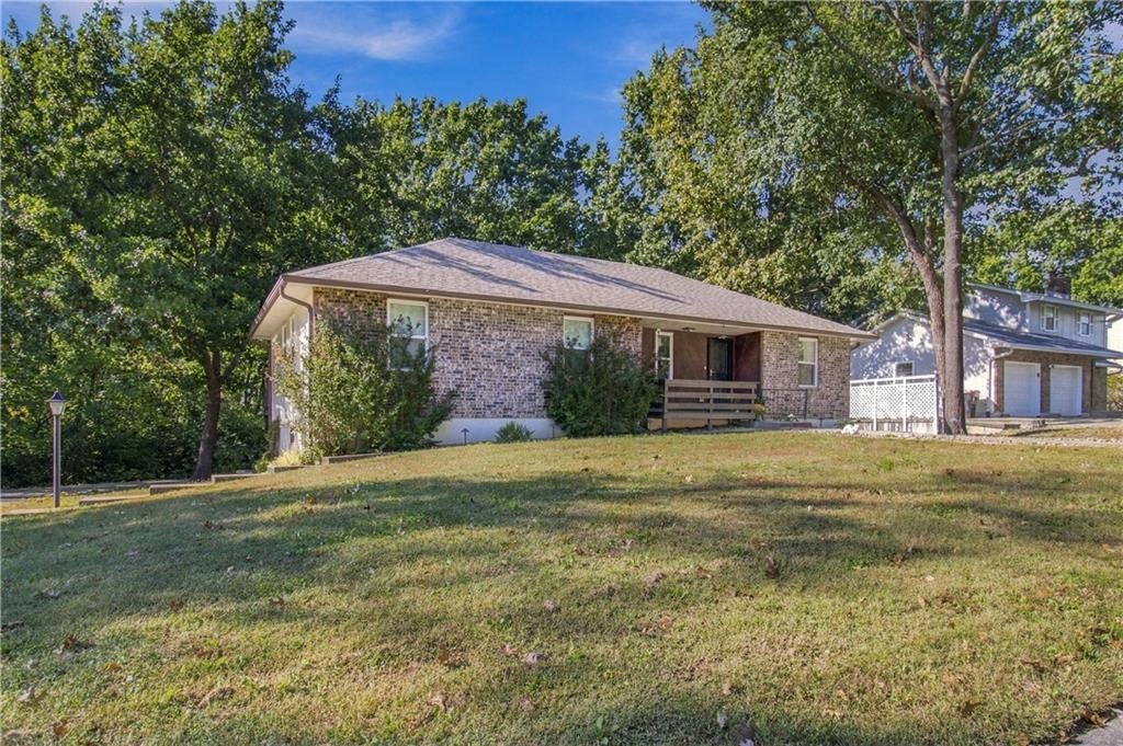 1409 Woodlawn Drive