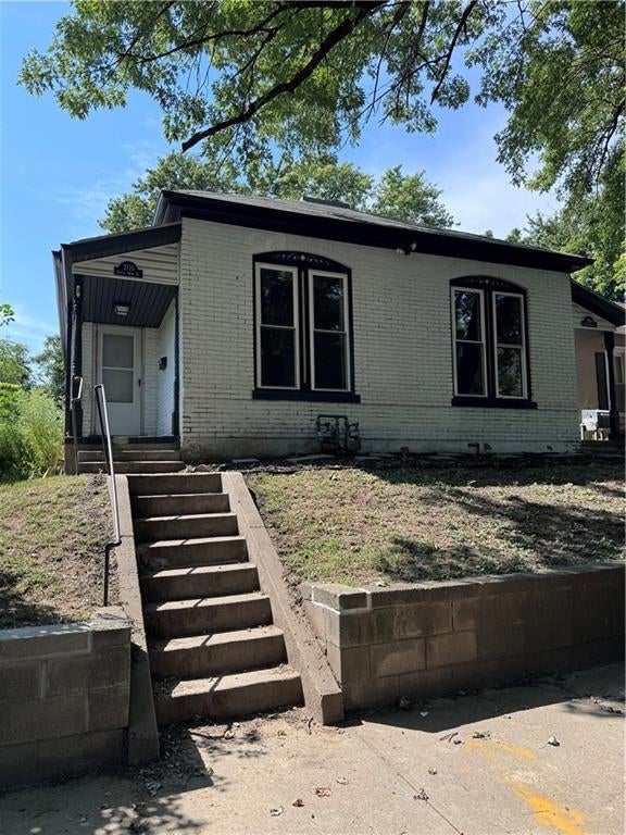 2108 S 14th Street