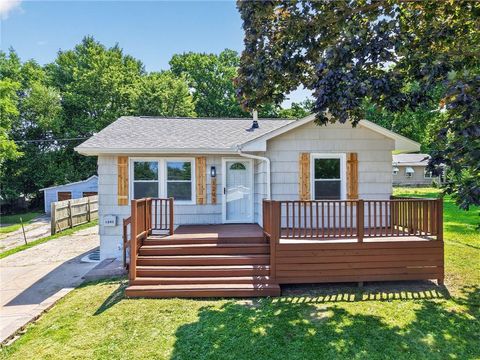 Photo of 1243 S Mccoy Street, Independence, MO 64055 (MLS # 2626593)