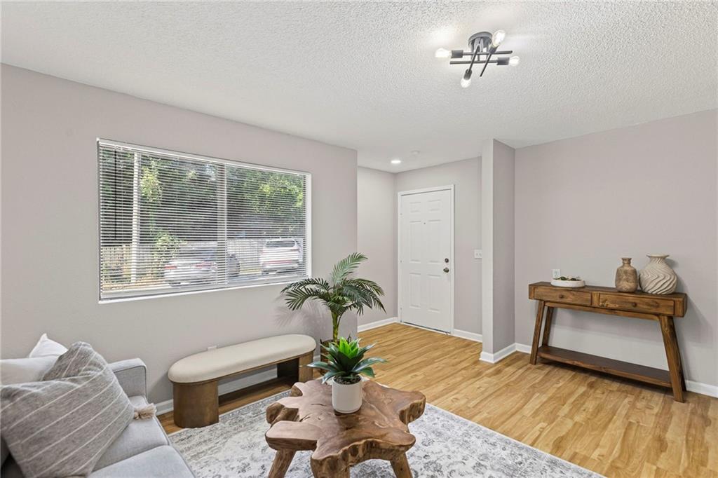 1502 W 25th Court D7