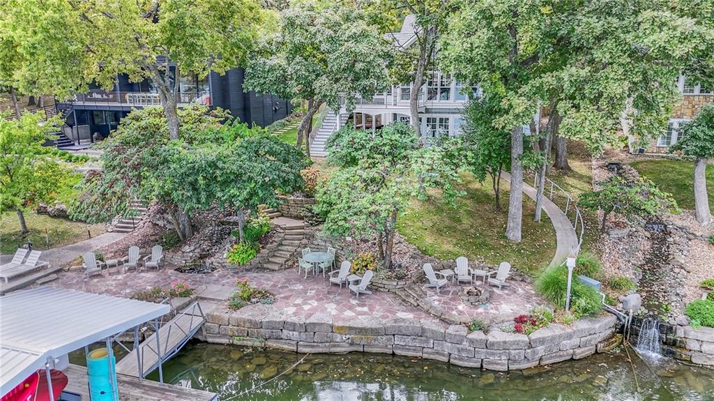 424 South Shore Drive