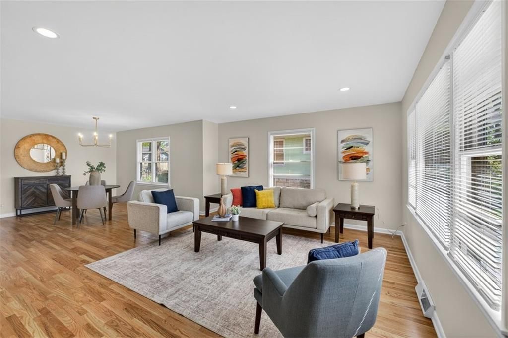 Photo of 5503 Forest Avenue, Kansas City, MO 64110 (MLS # 2618808)