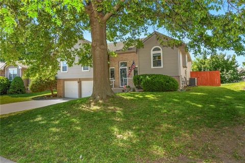 1204 NE Hunters Road, Blue Springs, MO 64014 - MLS#: 2616748