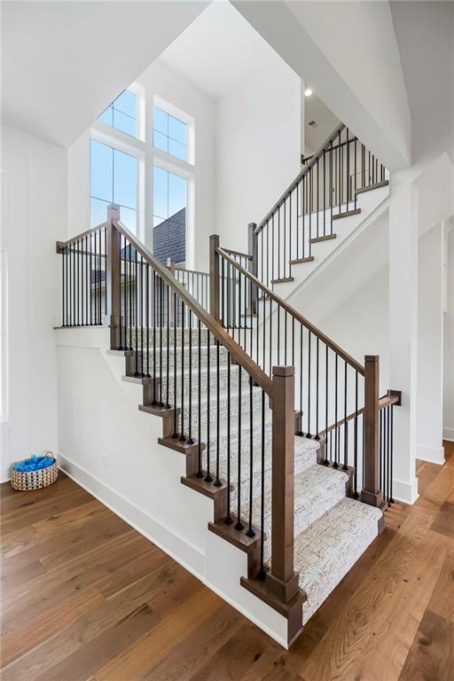 2813 W 175th Place