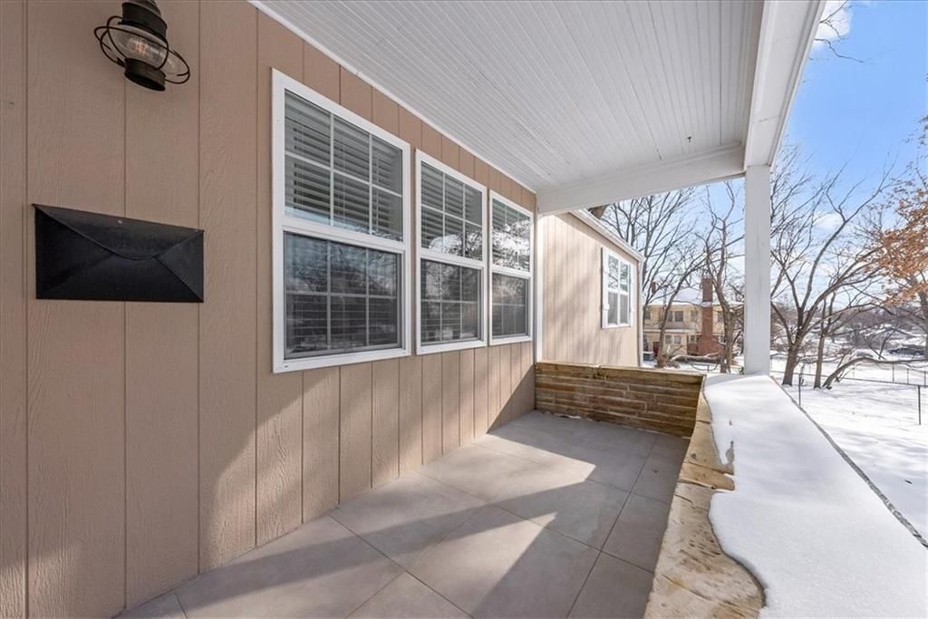 Photo of 414 N Randolph Street, Pleasant Hill, MO 64080 (MLS # 2598327)